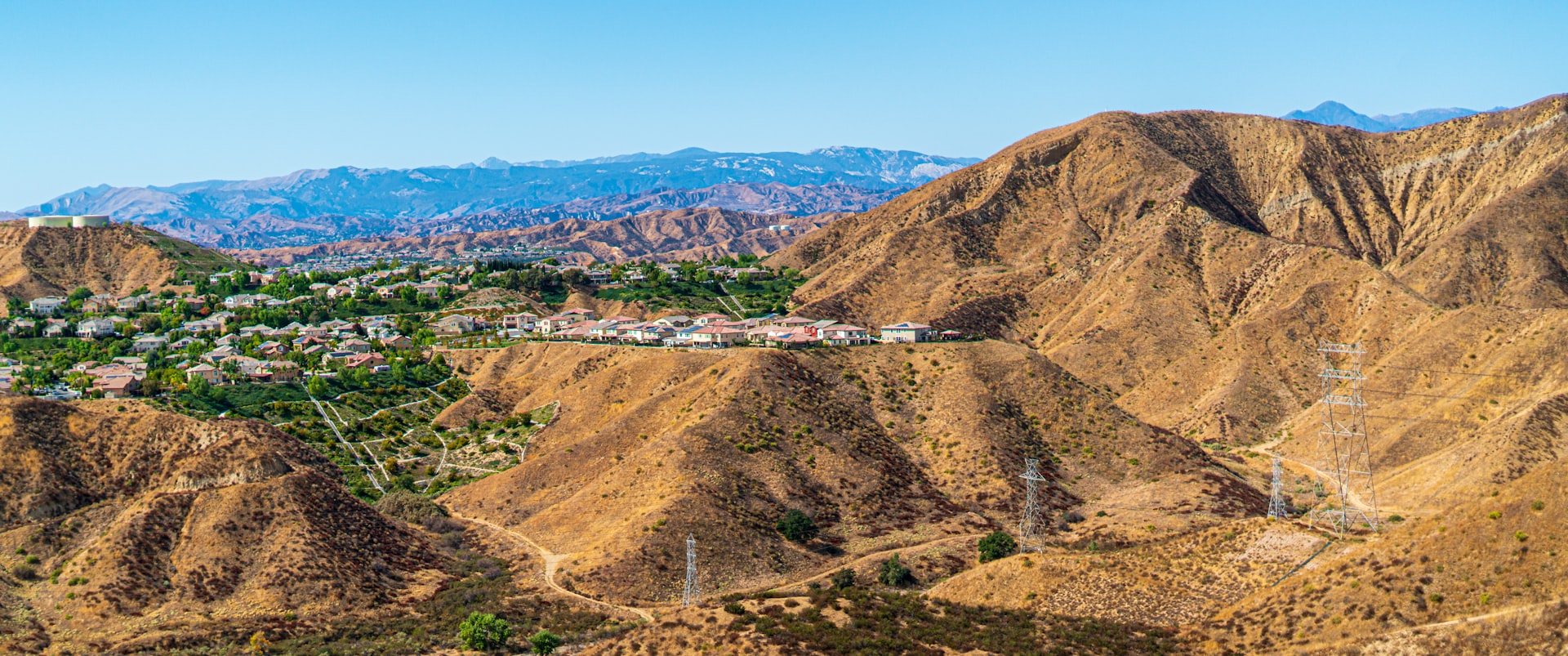 Santa Clarita, California business district